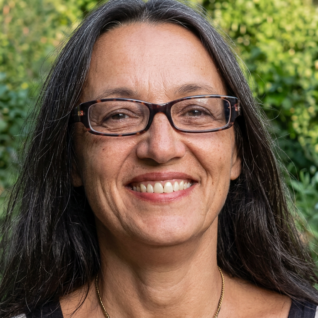 Retrato de Simona Cella, professor da Formação Continuada 5LB Brasil